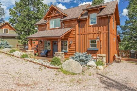Cabin~Views~Heart Of Town~W&D~Fireplace~Kitchen Woodland Park Exterior photo